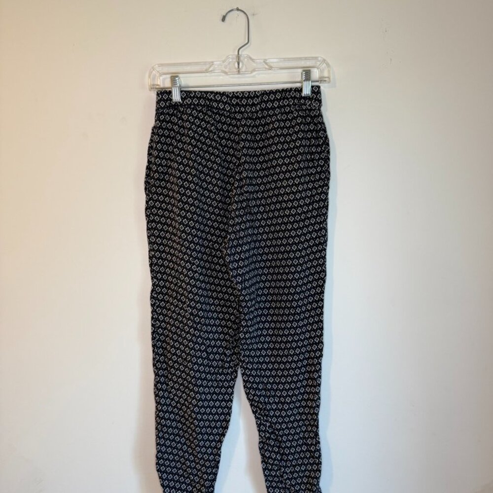 H&M Navy White Geometric Print Pull-On Tapered Pants Size 2 Pockets - Picture 6 of 7